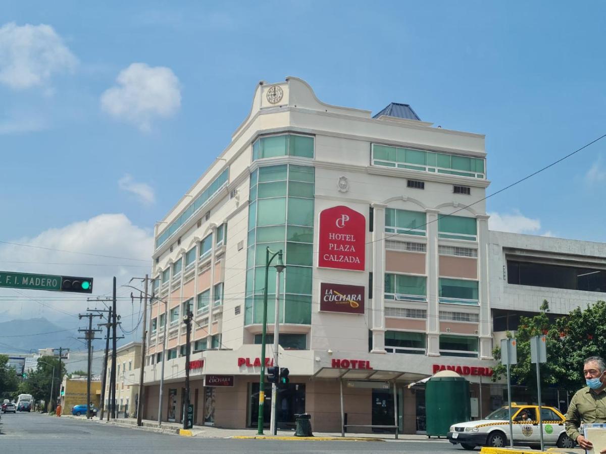 Hotel Plaza Calzada Monterrey Exteriér fotografie